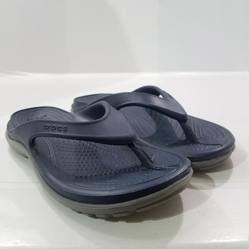 CROCS CLASSIC II FLIP FLOPS SANDALS UNISEX WOMEN 7/MEN 5 NAVY BLUE #204365 A3